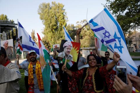 REFILE - CORRECTING EMBASSY TO CONSULATE Israelis from Kurdish origin take part in a rally in support of the Kurdish referendum outside the American consulate in Jerusalem September 24, 2017. REUTERS/Ronen Zvulun NO RESALES. NO ARCHIVES